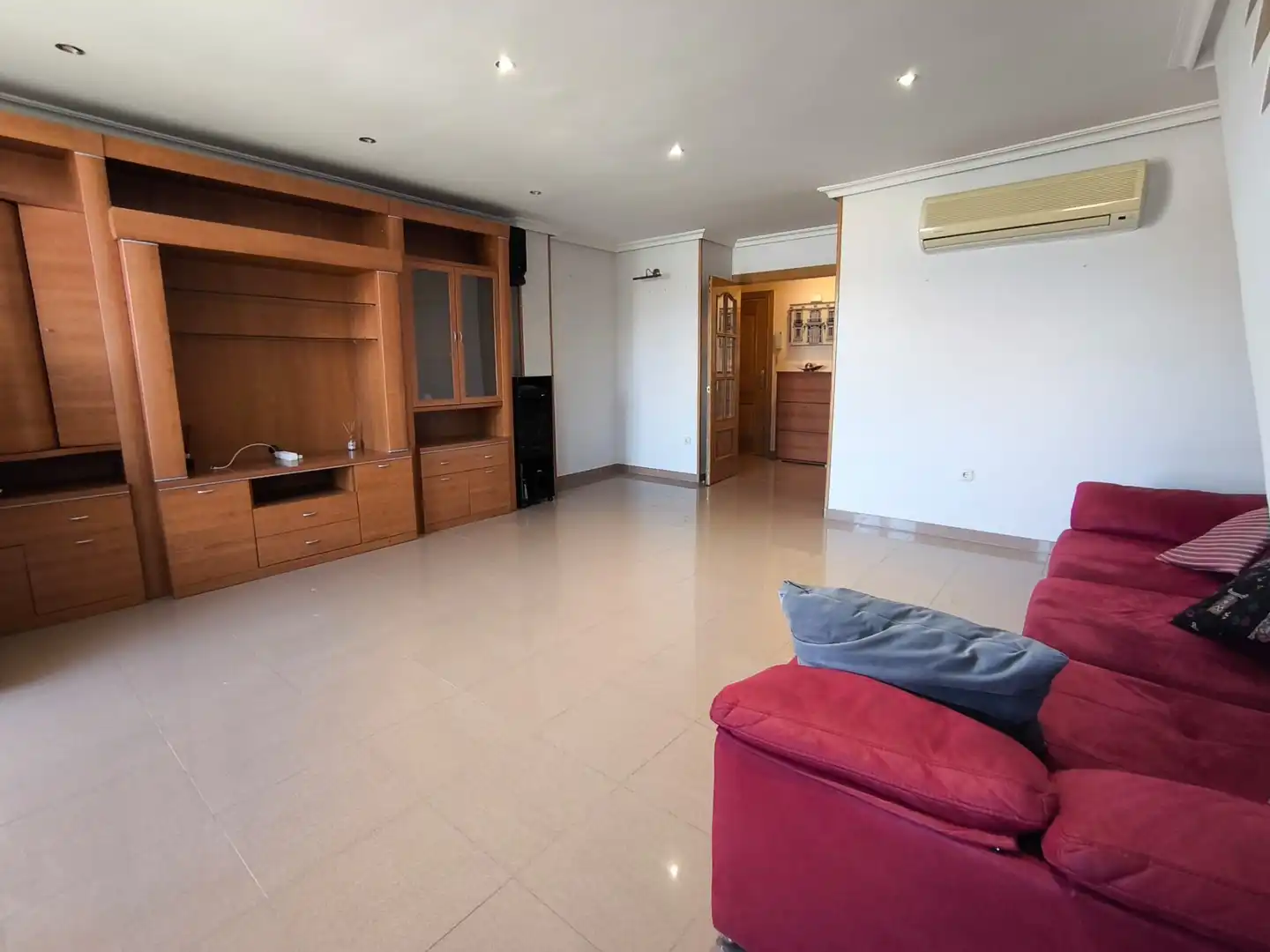 Sala de estar de Dúplex en venta en Sevilla la Nueva con Aire acondicionado, Calefacción y Terraza