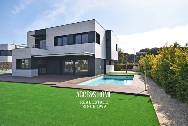 Casa-chalet en Venta en Can Sans