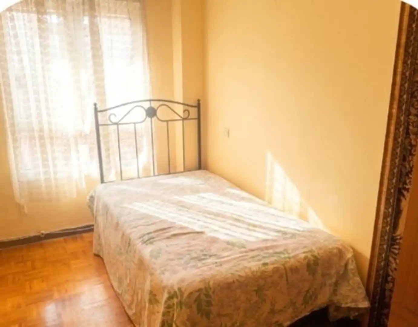 Bedroom of Flat for sale in Gijón   with Heating, Storage room and Swimming Pool