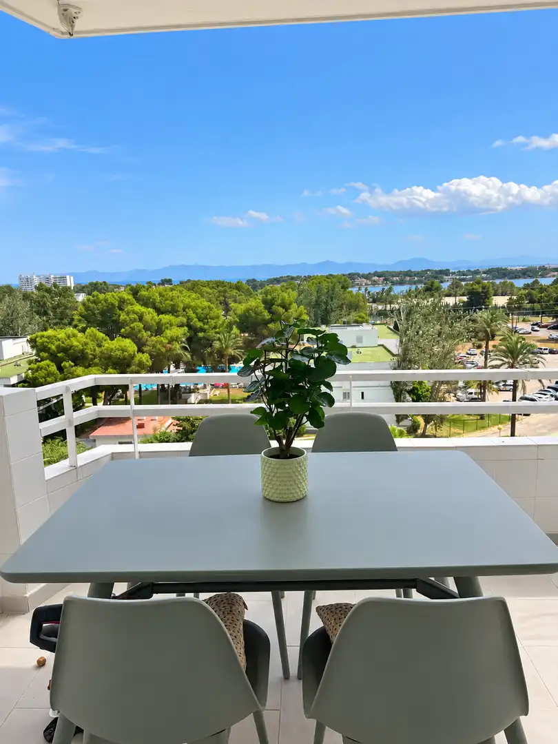 Terrassa de Apartament de lloguer en Alcúdia amb Aire condicionat, Terrassa i Piscina
