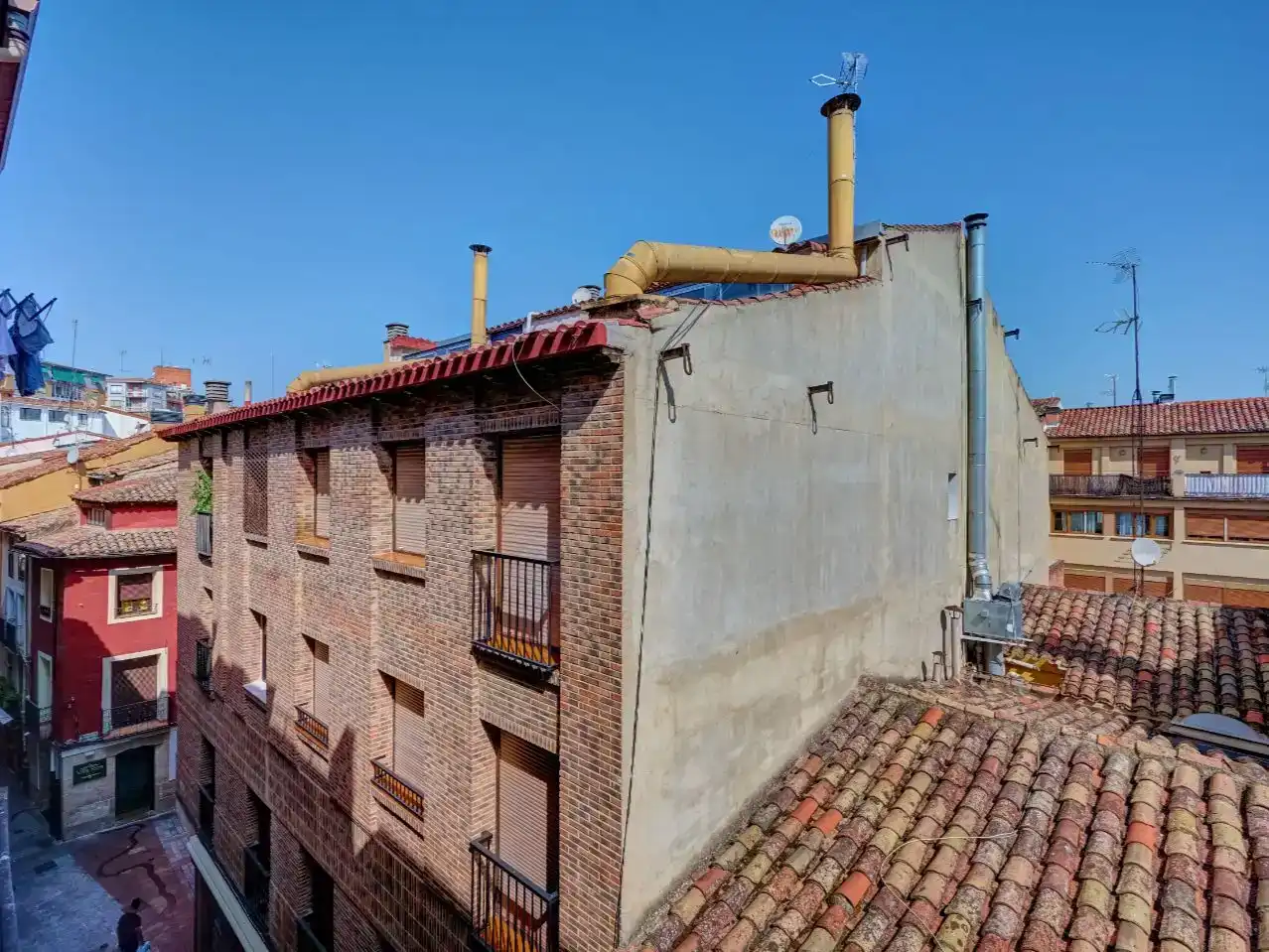 Vista exterior de Pis en venda en  Logroño