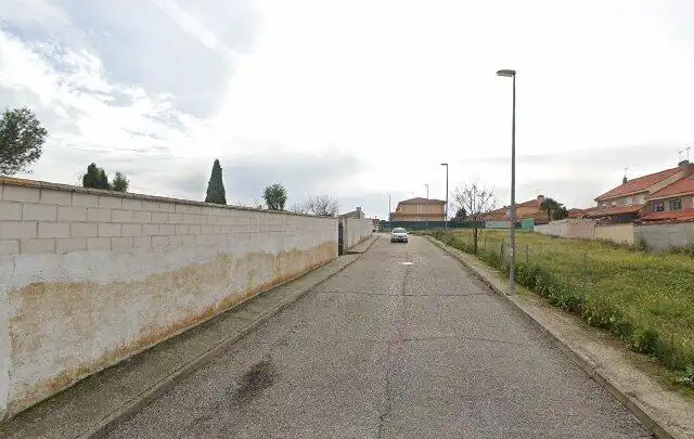 Casa amb piscina en venda a CL SALVADOR DALI, imagen 2