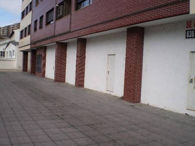 Local comercial en Venta en Cerezo - Aspla - Torres