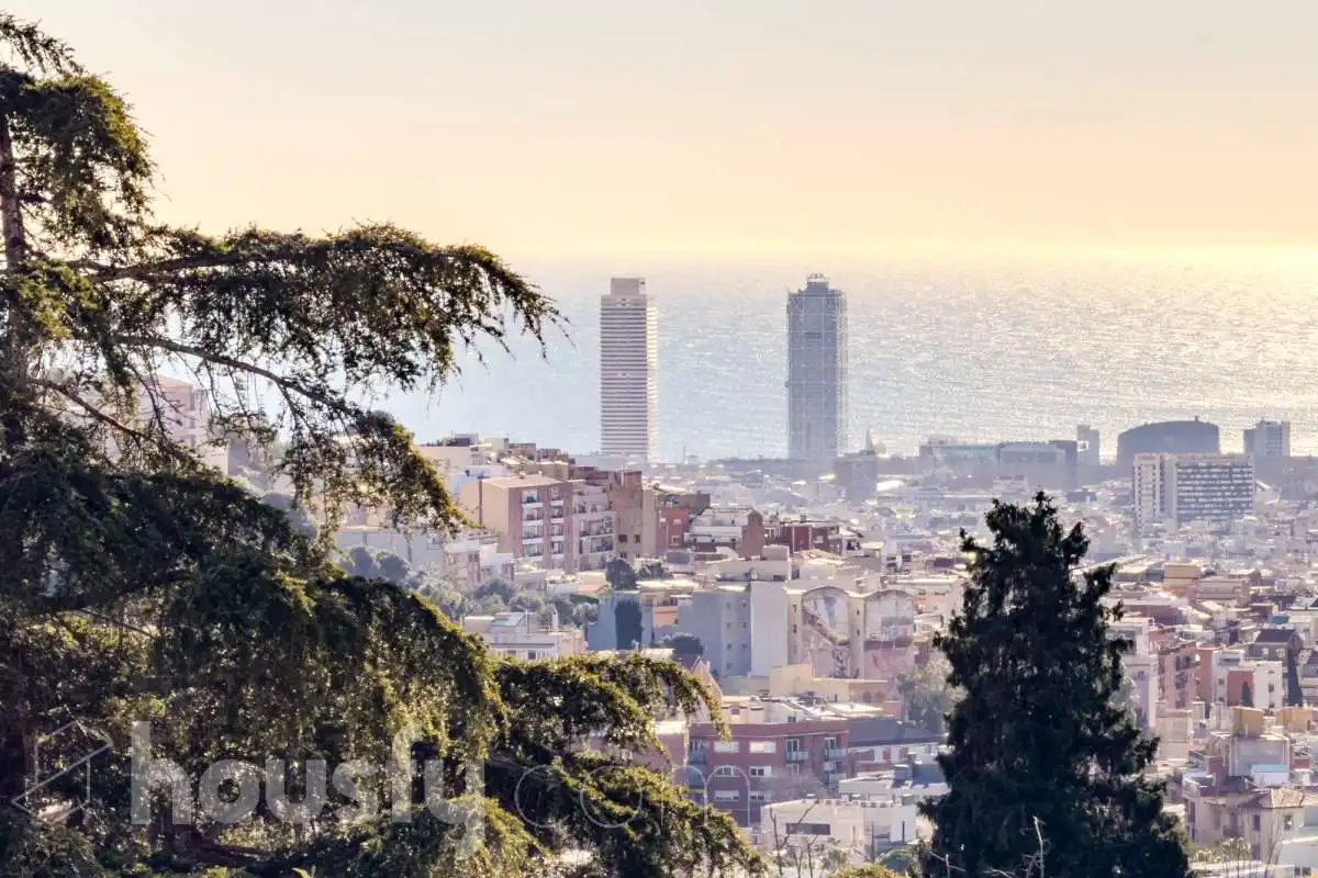Vista exterior de Casa o chalet en venta en Barcelona con Aire acondicionado, Calefacción y Jardín privado
