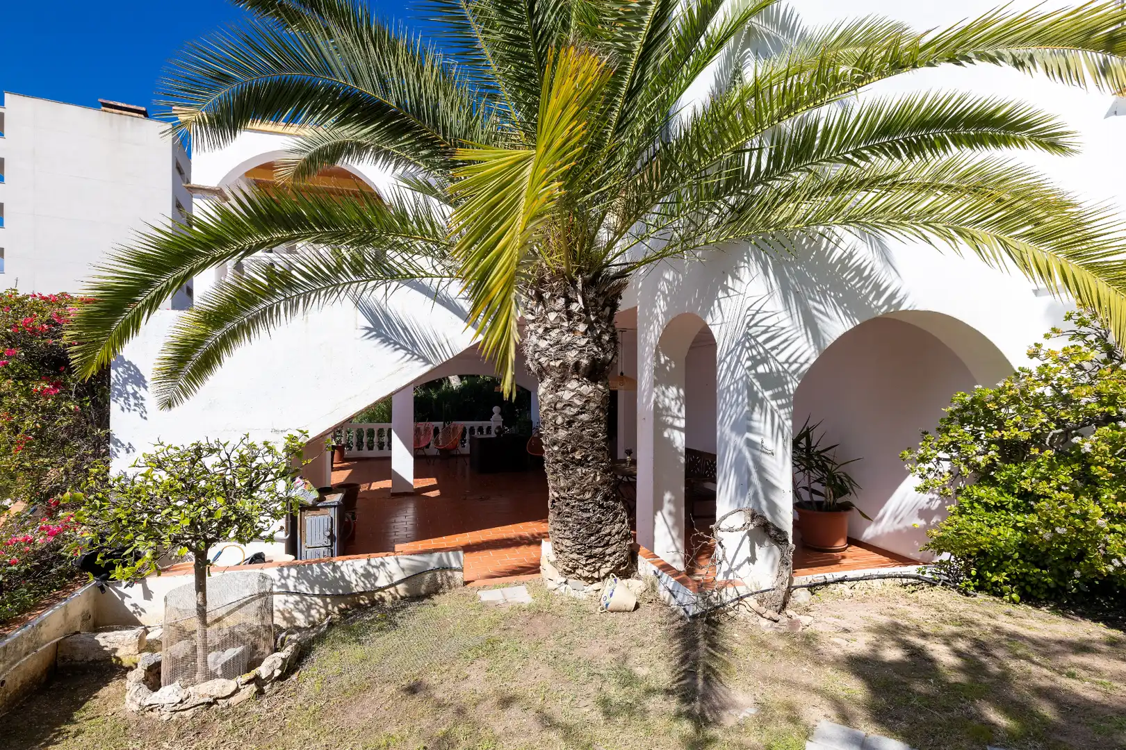 Vista exterior de Casa o xalet en venda en Málaga amb Aire condicionat, Calefacció i Jardí privat