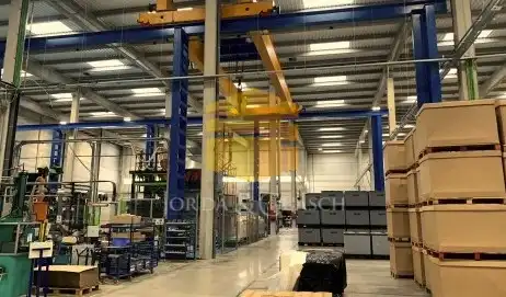Nave industrielle avec ascenseur à louer à Carrer de Lluís Companys 64, imagen 2