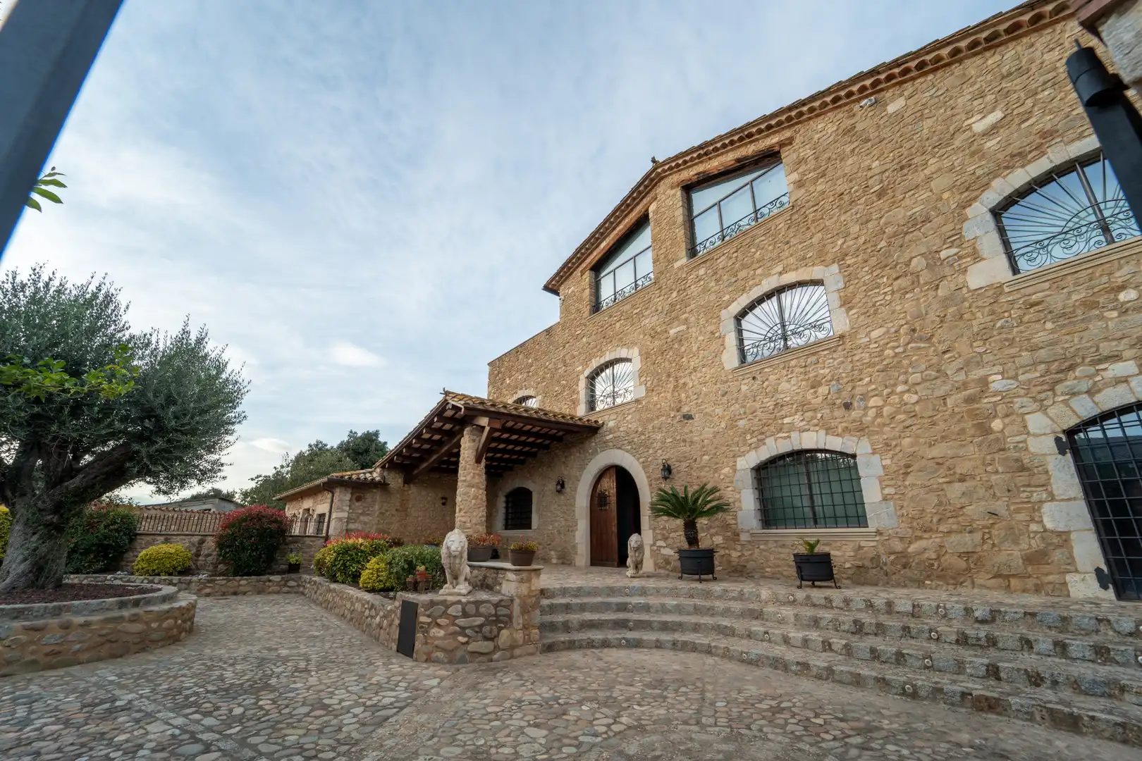 Vista exterior de Finca rústica en venta en Sant Joan de Mollet con Aire acondicionado, Calefacción y Jardín privado