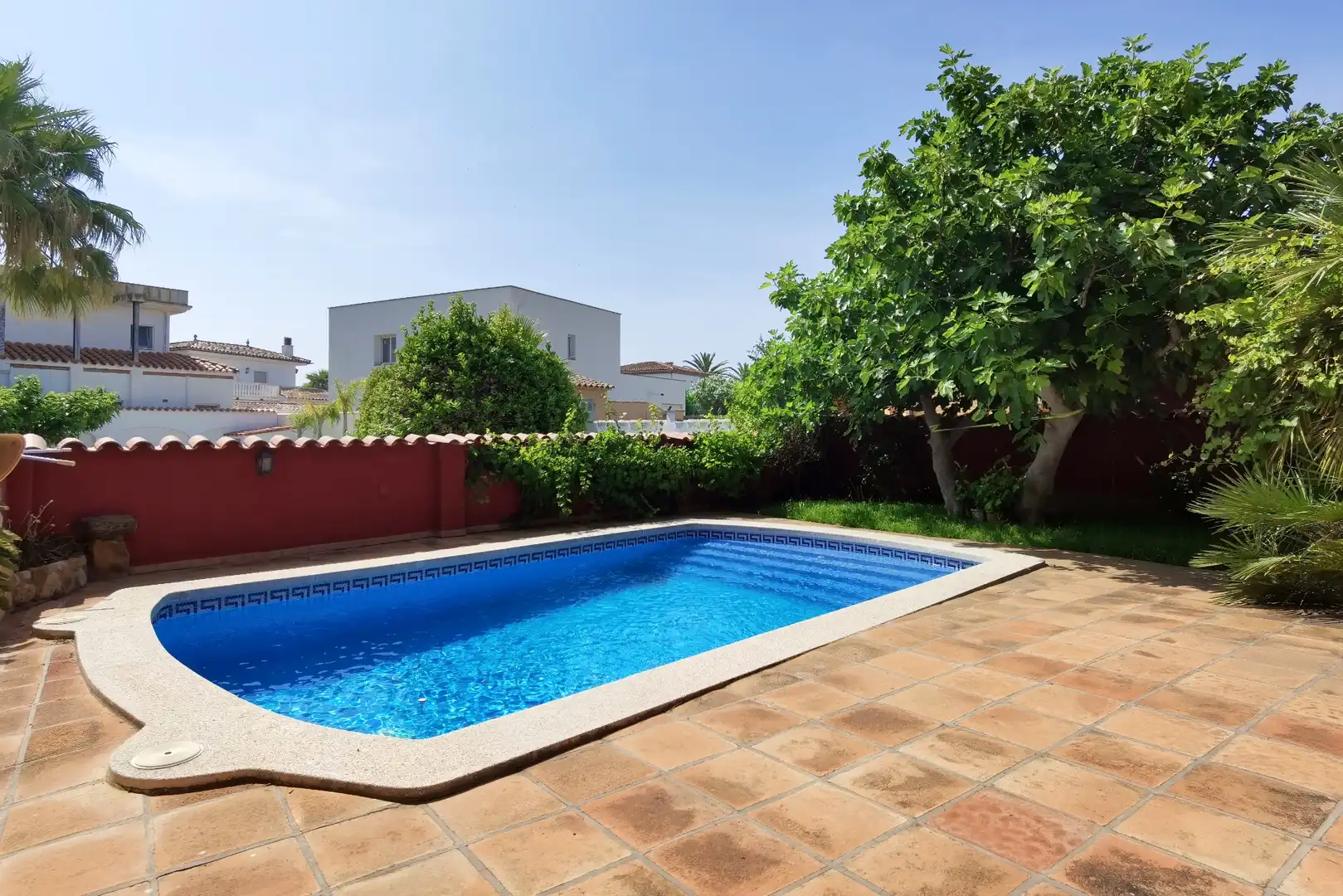 Piscina de Casa o chalet en venta en Empuriabrava con Aire acondicionado, Calefacción y Jardín privado