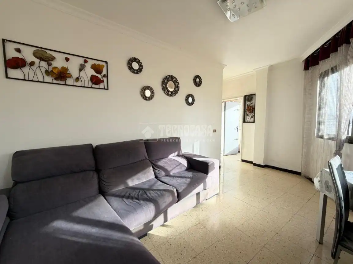 Sala de estar de Piso en venta en Las Palmas de Gran Canaria