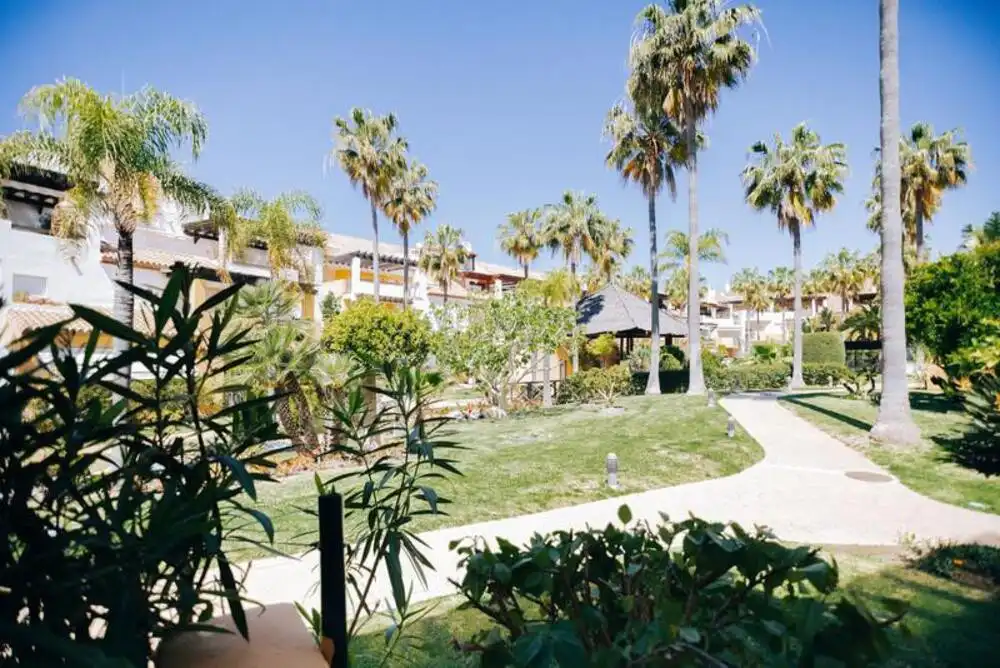 Ground floor with pool to rent in Río Real - Los Monteros, imagen 22