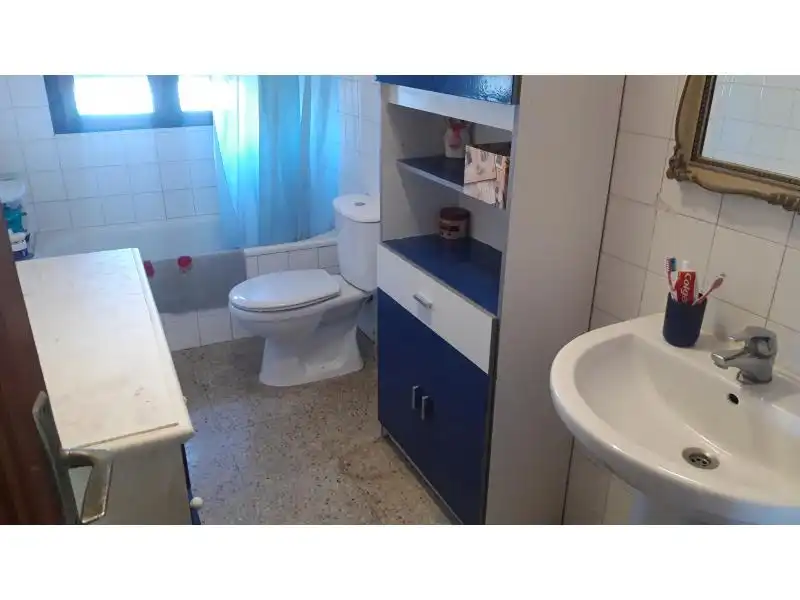 Bany de Casa o xalet en venda en Cambados amb Calefacció, Jardí privat i Moblat