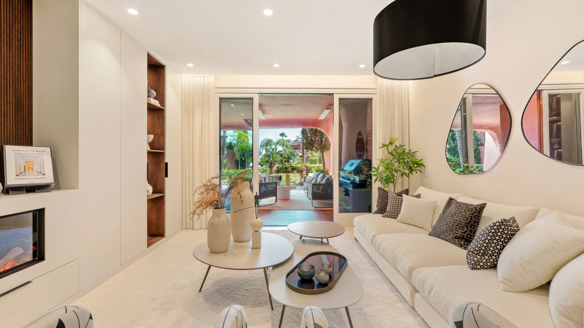 Sala d'estar de Planta baixa en venda en Estepona amb Aire condicionat, Terrassa i Traster