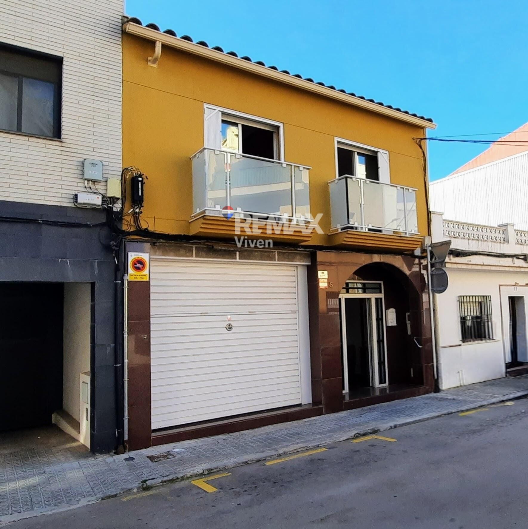 Exterior view of Single-family semi-detached for sale in Sant Pere de Ribes  with Air Conditioner
