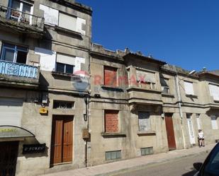 Vista exterior de Casa adosada en venda en Vigo 