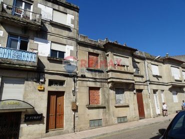 Casa a schiera in vendita a Rúa Mantelas