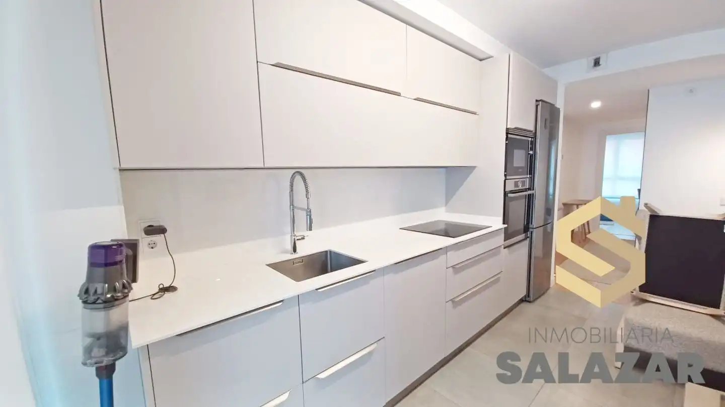 Cocina de Piso de alquiler en Bilbao  con Calefacción, Terraza y Balcón