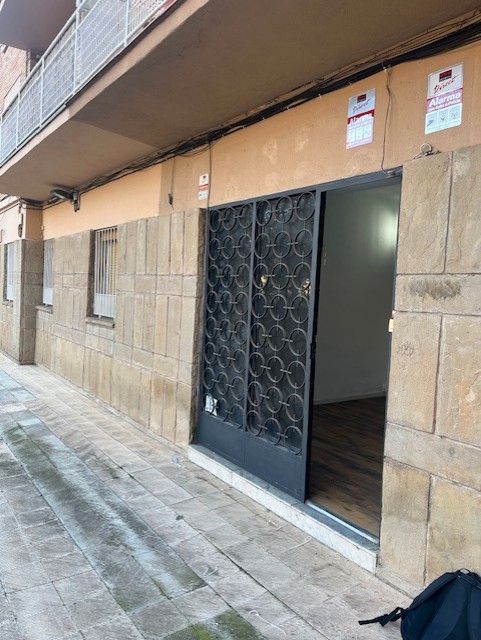 Vista exterior de Local de lloguer en  Barcelona Capital amb Aire condicionat i Alarma