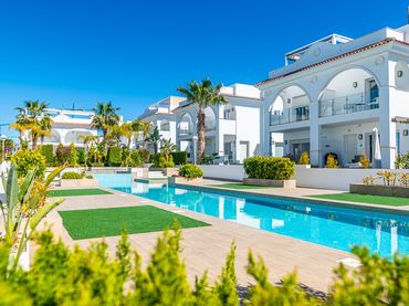 Haus mit Balkon zum Verkauf in Almoradí