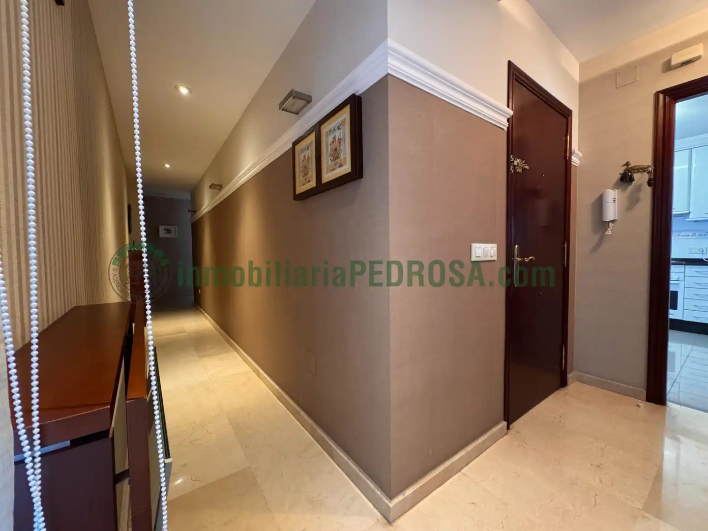 Piso en venta en Pontevedra Capital  con Calefacción, Terraza y Trastero