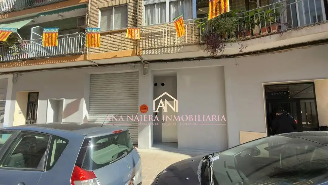 Exterior view of Storage room for rent in Mislata