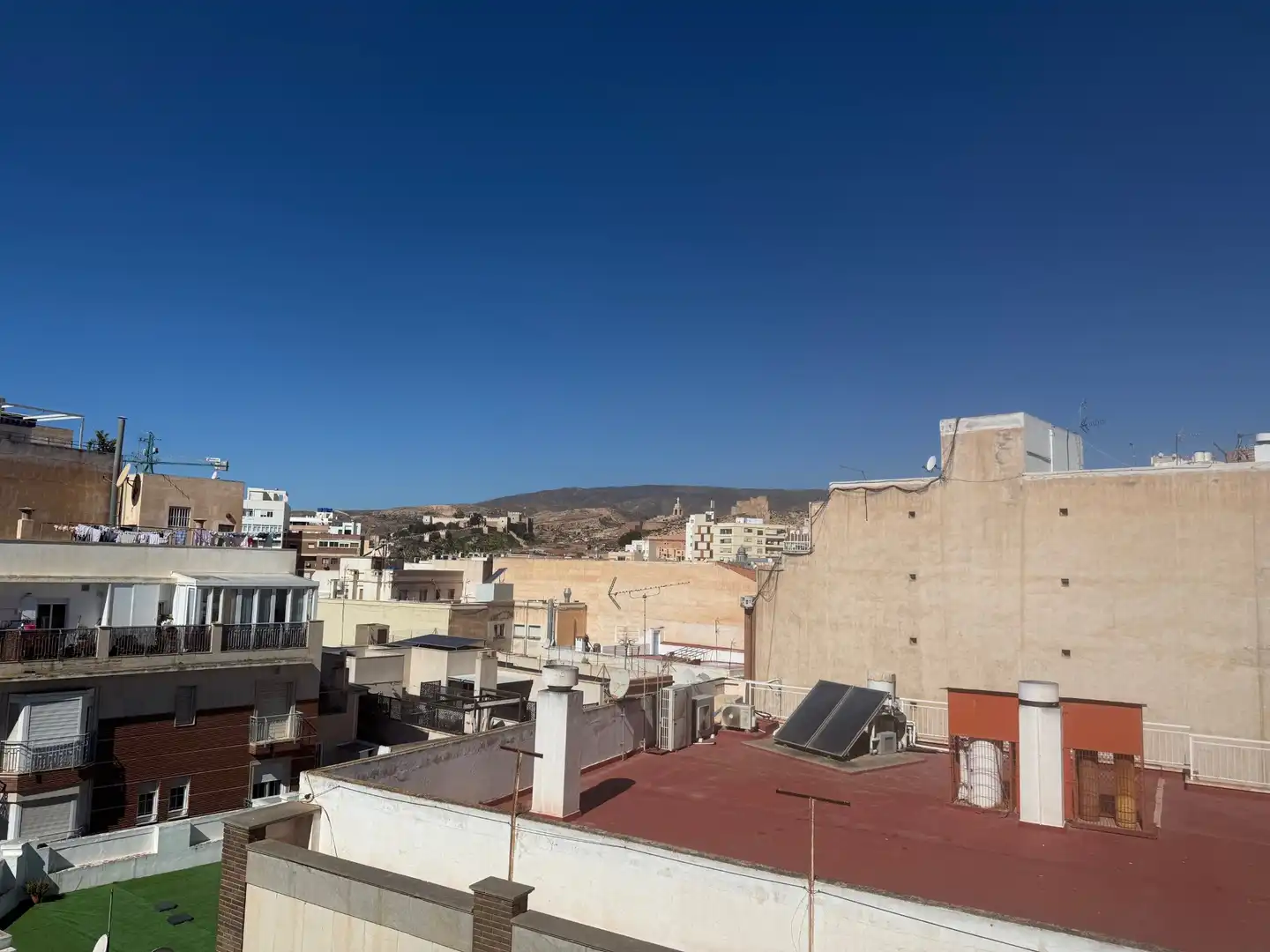 Exterior view of Flat for rent in Almería  with Air Conditioner and Terrace
