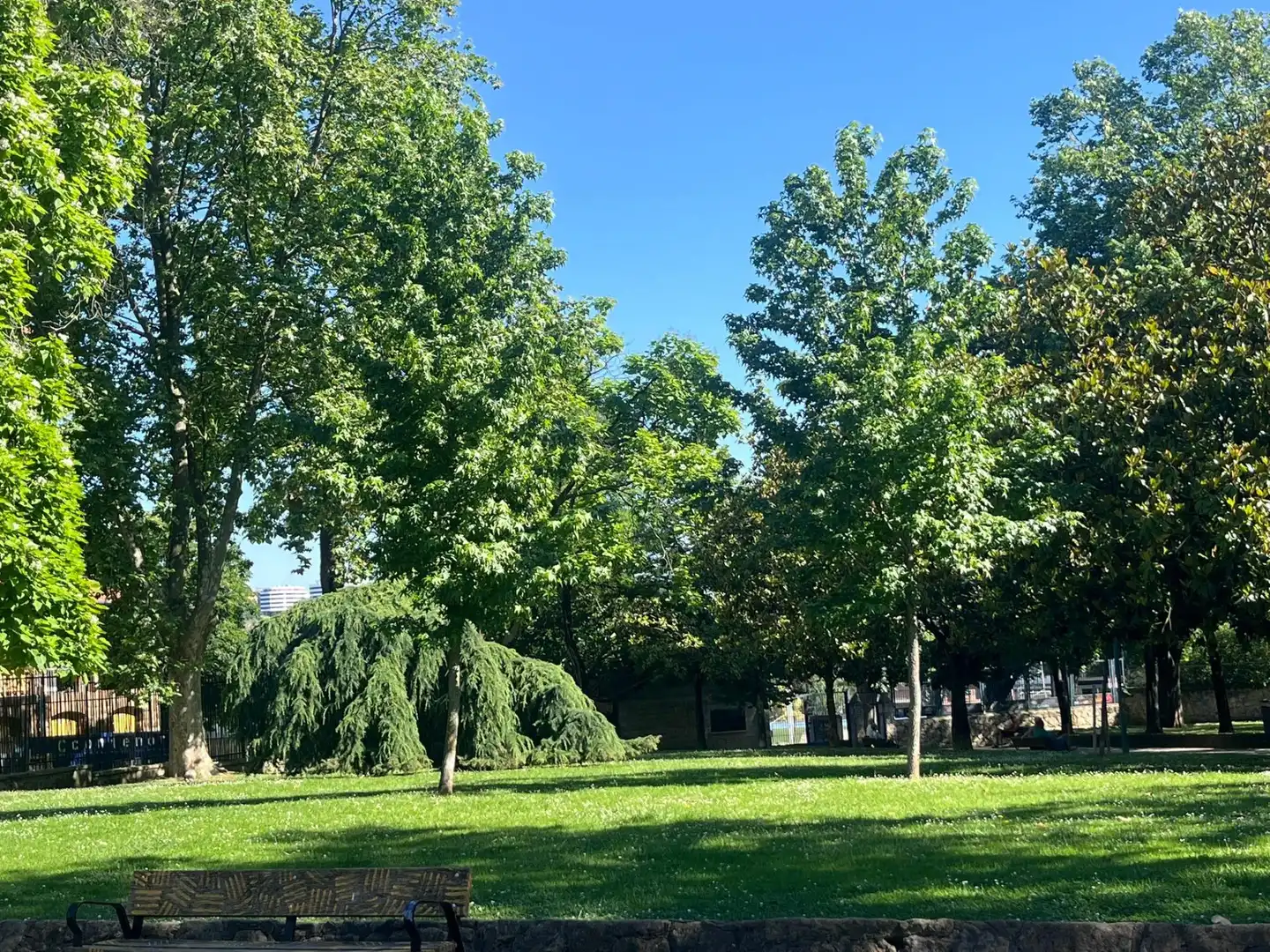 Vista exterior de Piso en venta en Barakaldo  con Calefacción y Balcón