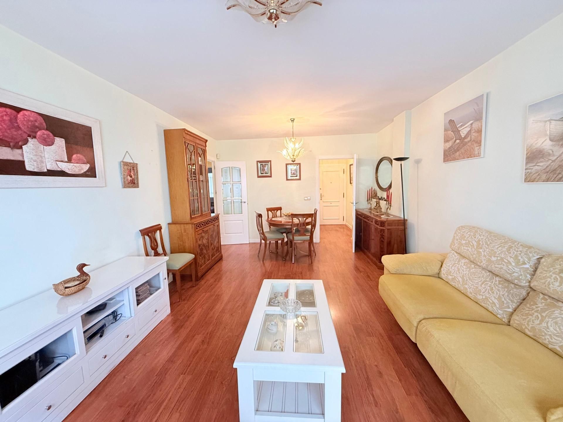 Living room of Flat for sale in Majadahonda  with Air Conditioner, Heating and Terrace