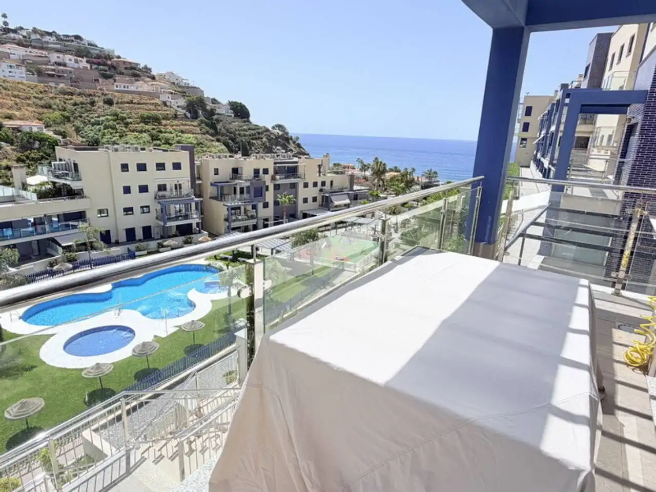 Terraza de Apartamento de alquiler en Almuñécar con Terraza y Piscina comunitaria