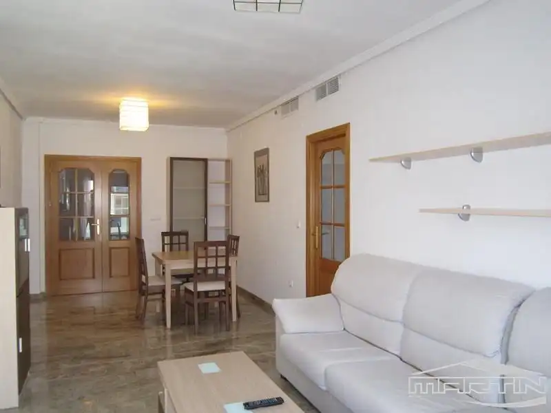 Sala de estar de Piso de alquiler en Lucena con Aire acondicionado, Terraza y Trastero