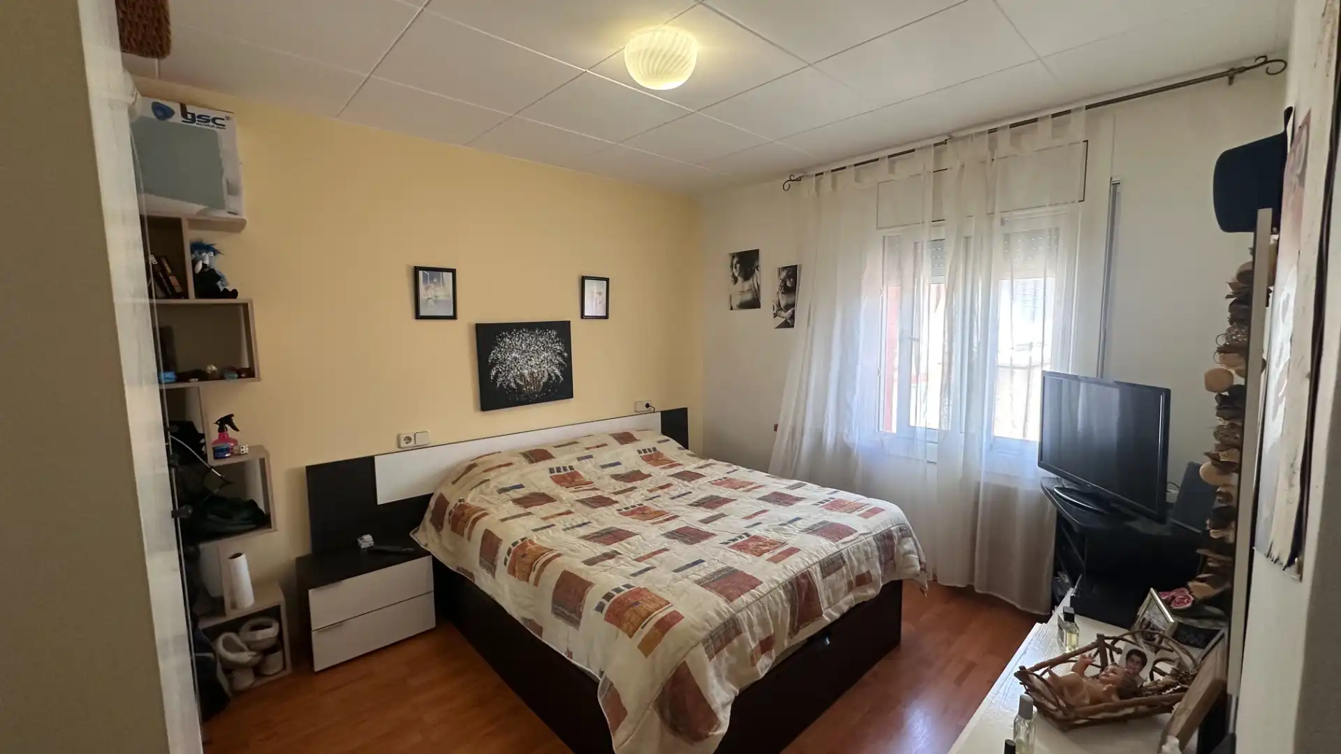 Habitación de Piso en venta en Sant Joan Les Fonts con Balcón