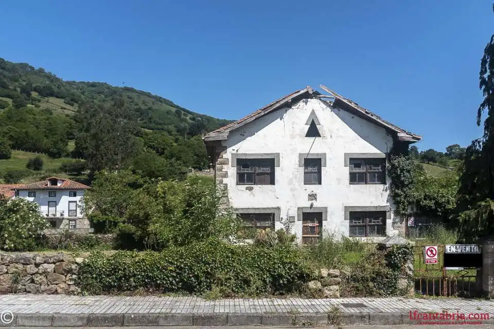 Vista exterior de Casa o chalet en venta en Arenas de Iguña