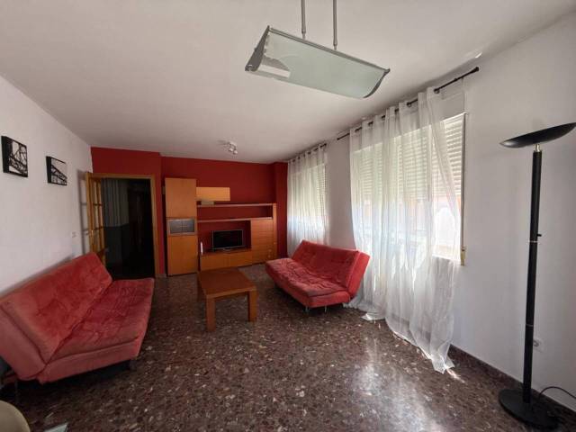 Piso en Venta en Manuel Corachán y García en Estación - Universidad