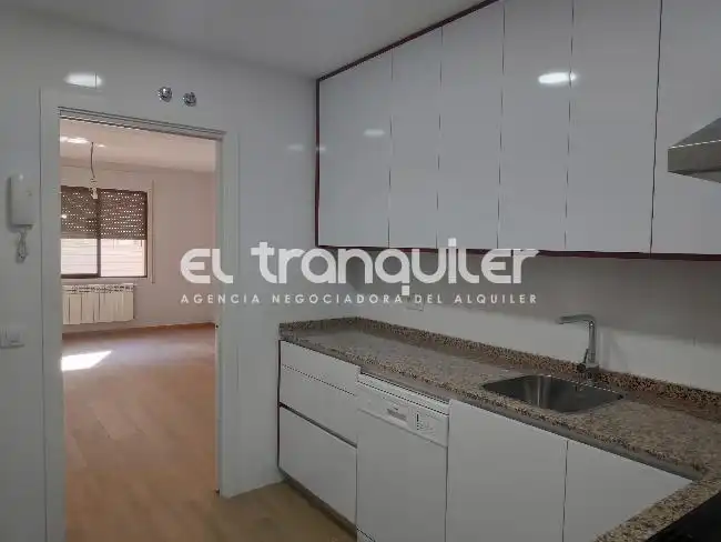 Flat for rent in Madrid, Madrid