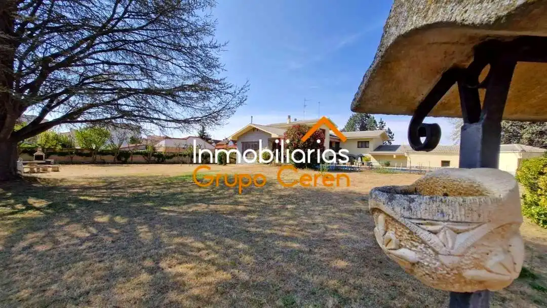 Casa o xalet en venda a Castañares de Rioja