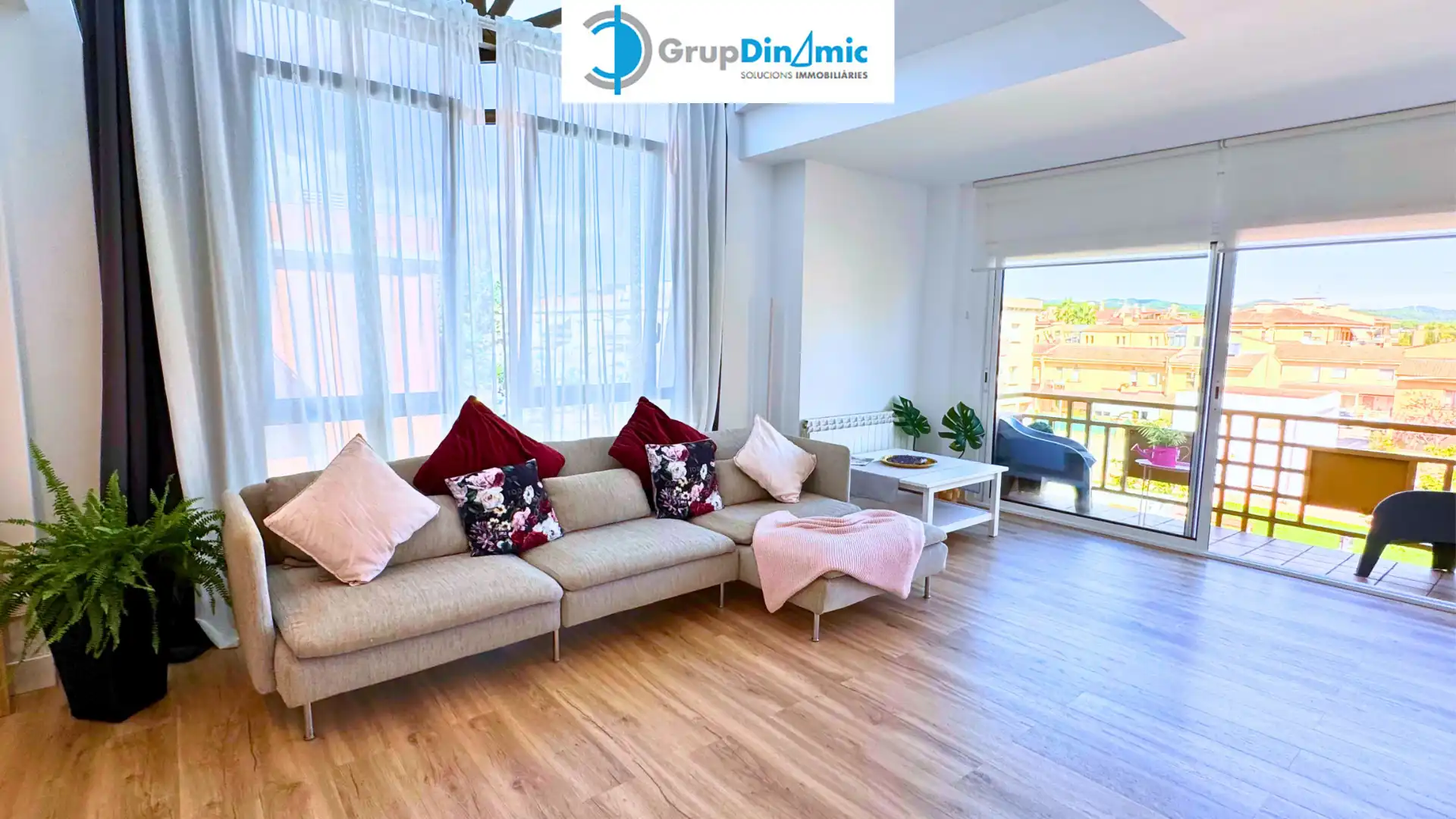 Dúplex con terraza en venta en Avinguda Catalunya, imagen 7