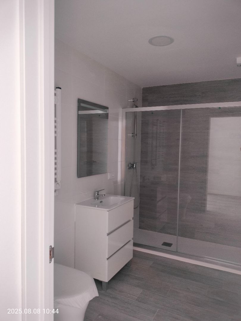 Baño de Estudio de alquiler en Valladolid Capital con Calefacción y Se aceptan mascotas