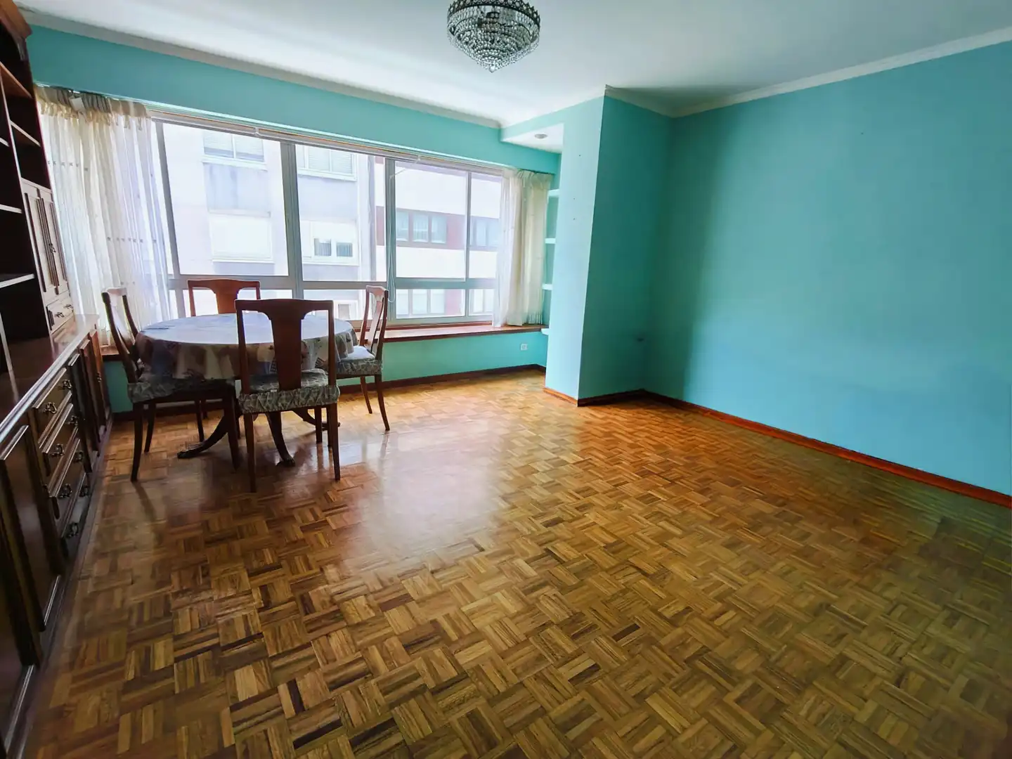 Comedor de Piso en venta en A Coruña Capital  con Parquet y Trastero