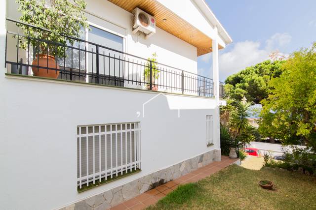 Casa-chalet en Venta en Califòrnia - Santa Madrona