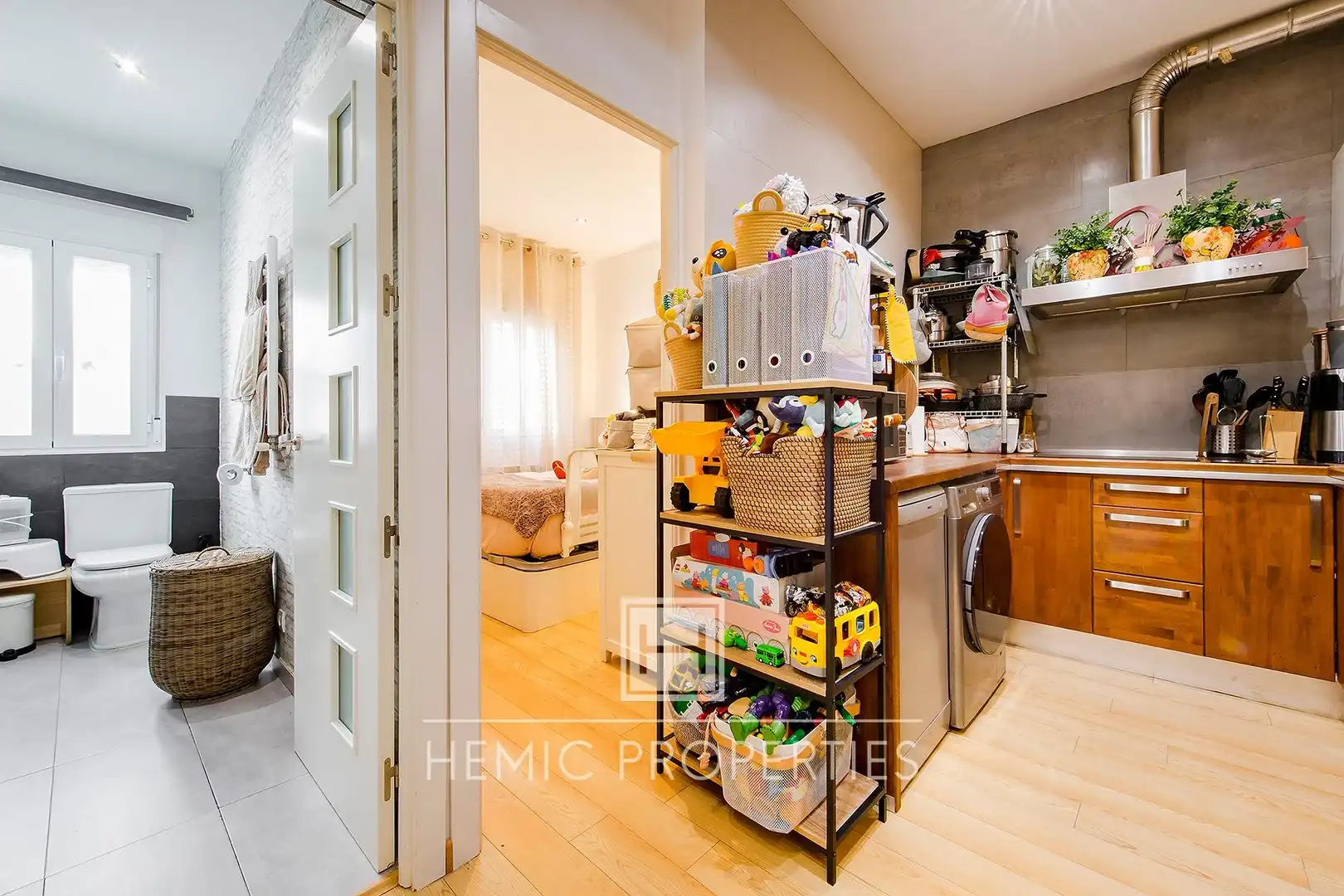 Cocina de Apartamento en venta en Madrid con Aire acondicionado, Calefacción y Parquet