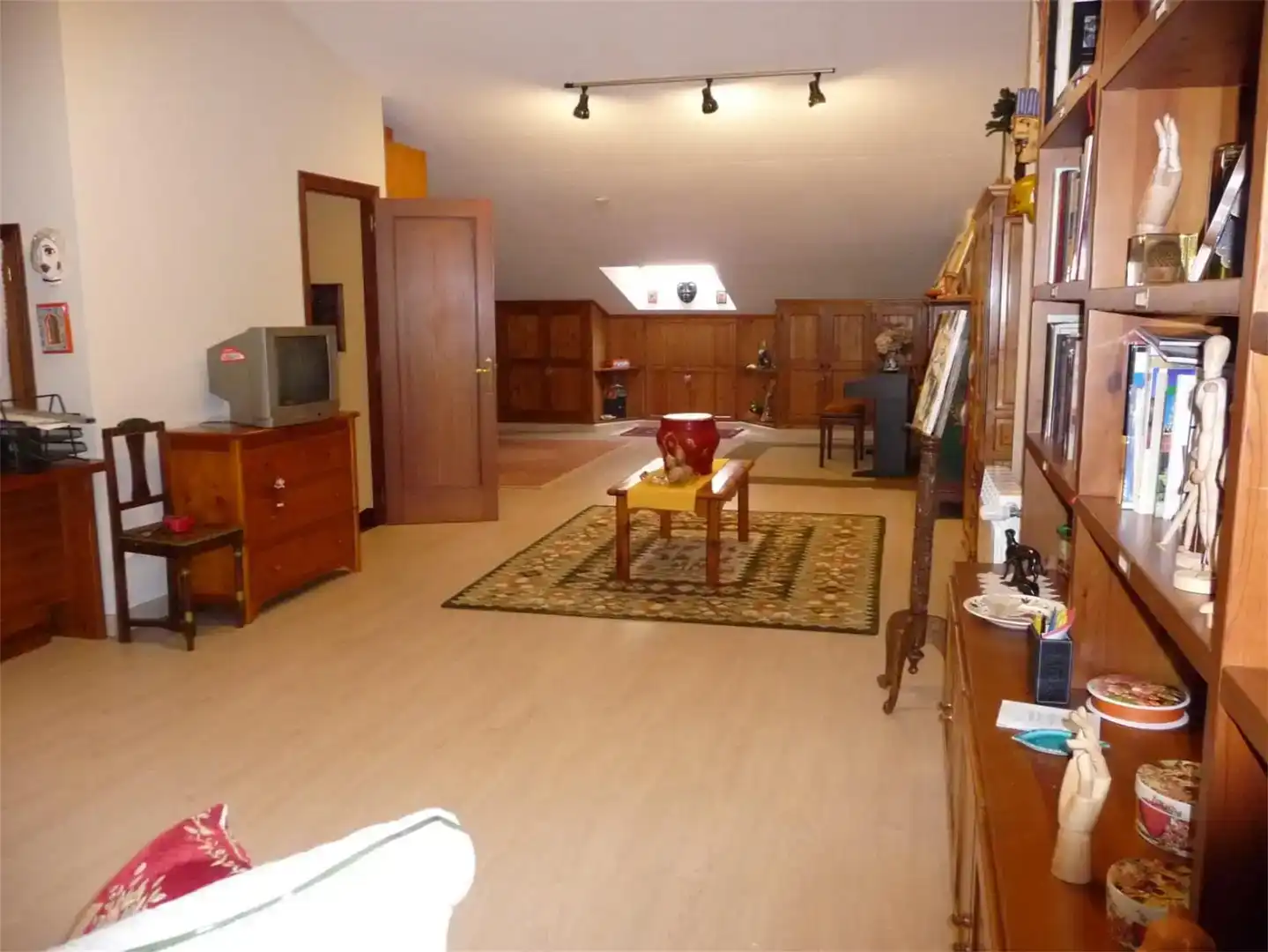 Casa o xalet en venda en Miranda de Ebro amb Jardí privat, Parquet i Traster