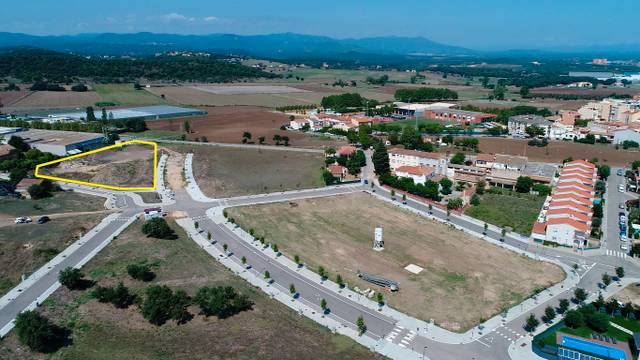 Terreno industrial en Alquiler en Carrer Migdia, 16 en Maçanet de la Selva pueblo