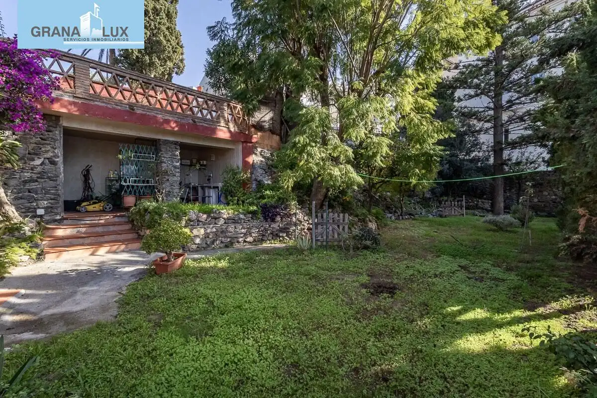 Garden of Houses for sale in Almuñécar  with Air Conditioner, Heating and Private garden