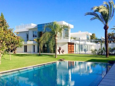 Casa amb piscina en venda a San Pedro de Alcántara