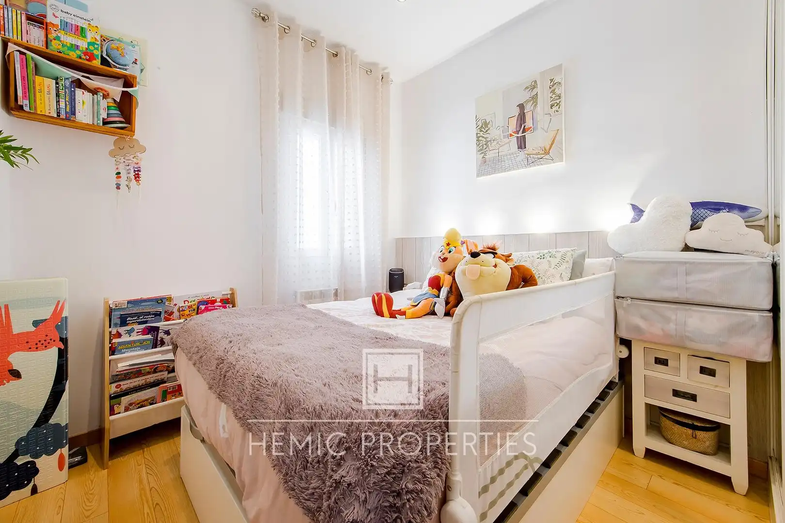Habitación de Apartamento en venta en Madrid con Aire acondicionado, Calefacción y Parquet
