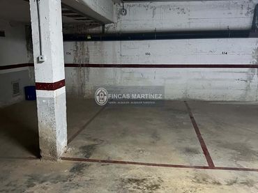Aparcament en venda a calle ura