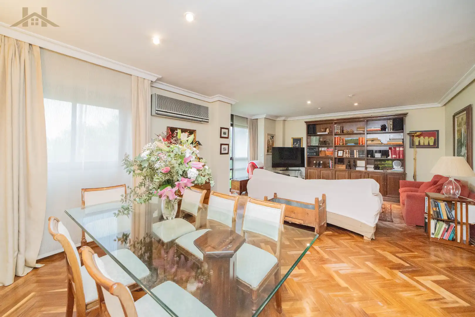 Living room of Duplexes for sale in Madrid  with Air Conditioner, Heating and Storage room