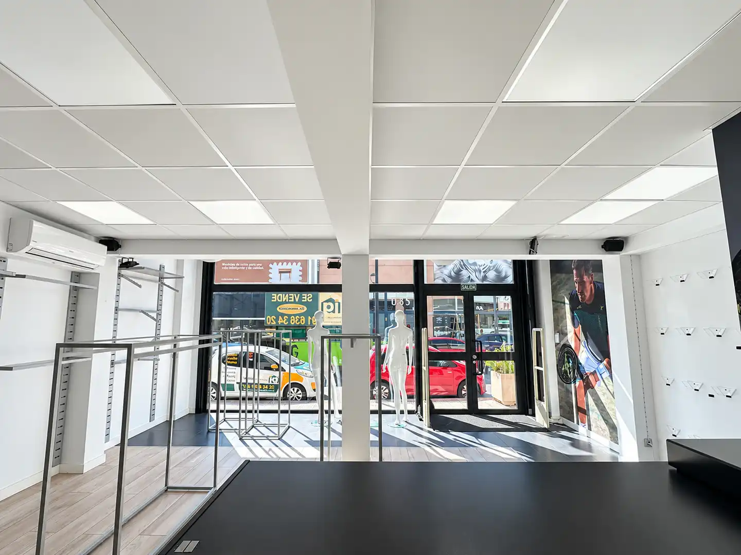 Business premises for sale in Calle Módena 36, imagen 10