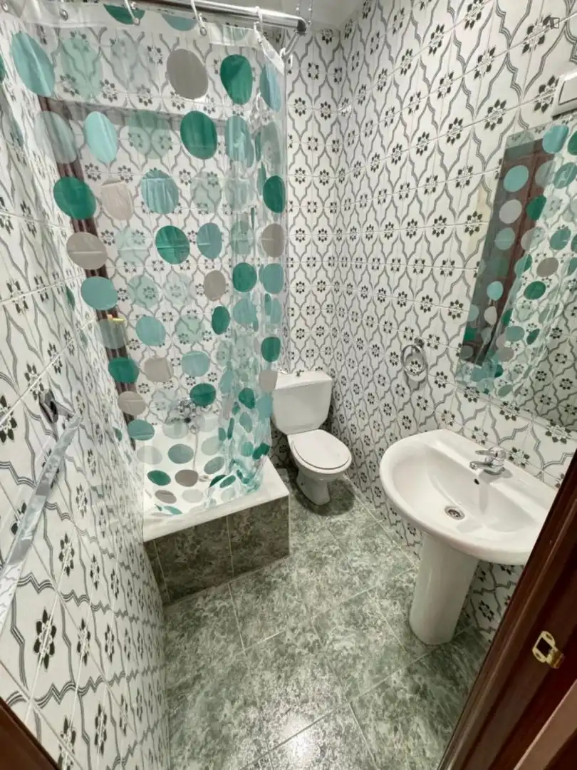 Room in Bilbao , Bizkaia