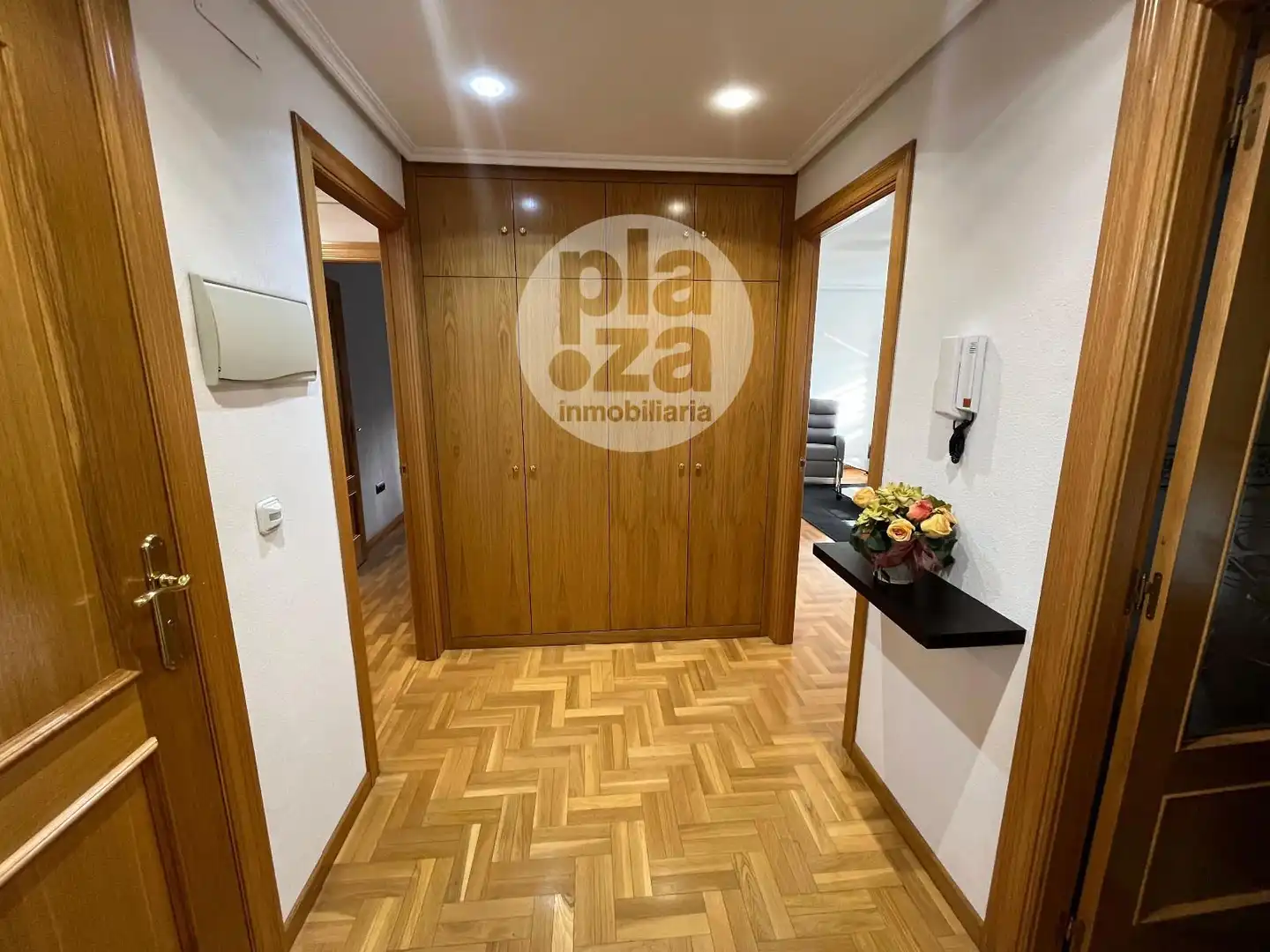 Wohnung zur Miete in Burgos mit Heizung, Terrasse und Möbliert