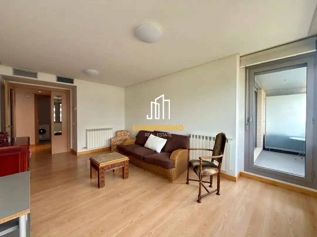 Appartamento con piscina in vendita a San Adrián, imagen 6